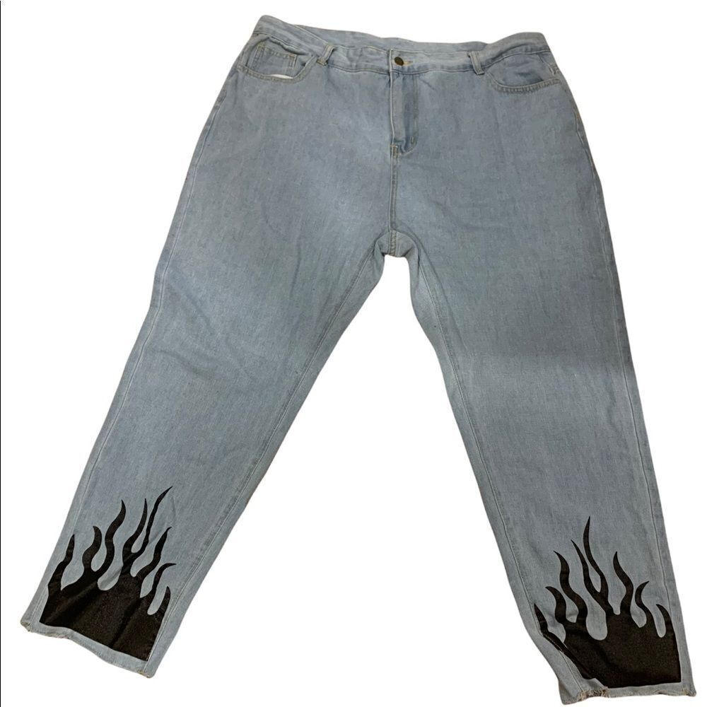 Shein Embellished Plus-Size Mom Jeans NWOT Blk Flame Straight Leg 3X‎